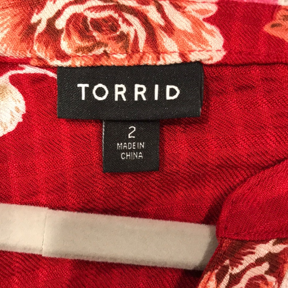 Torrid Red Floral Tunic - Picture 6 of 8